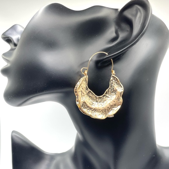 Gold Crescent Moon Hoop Earrings - Picture 7 of 7